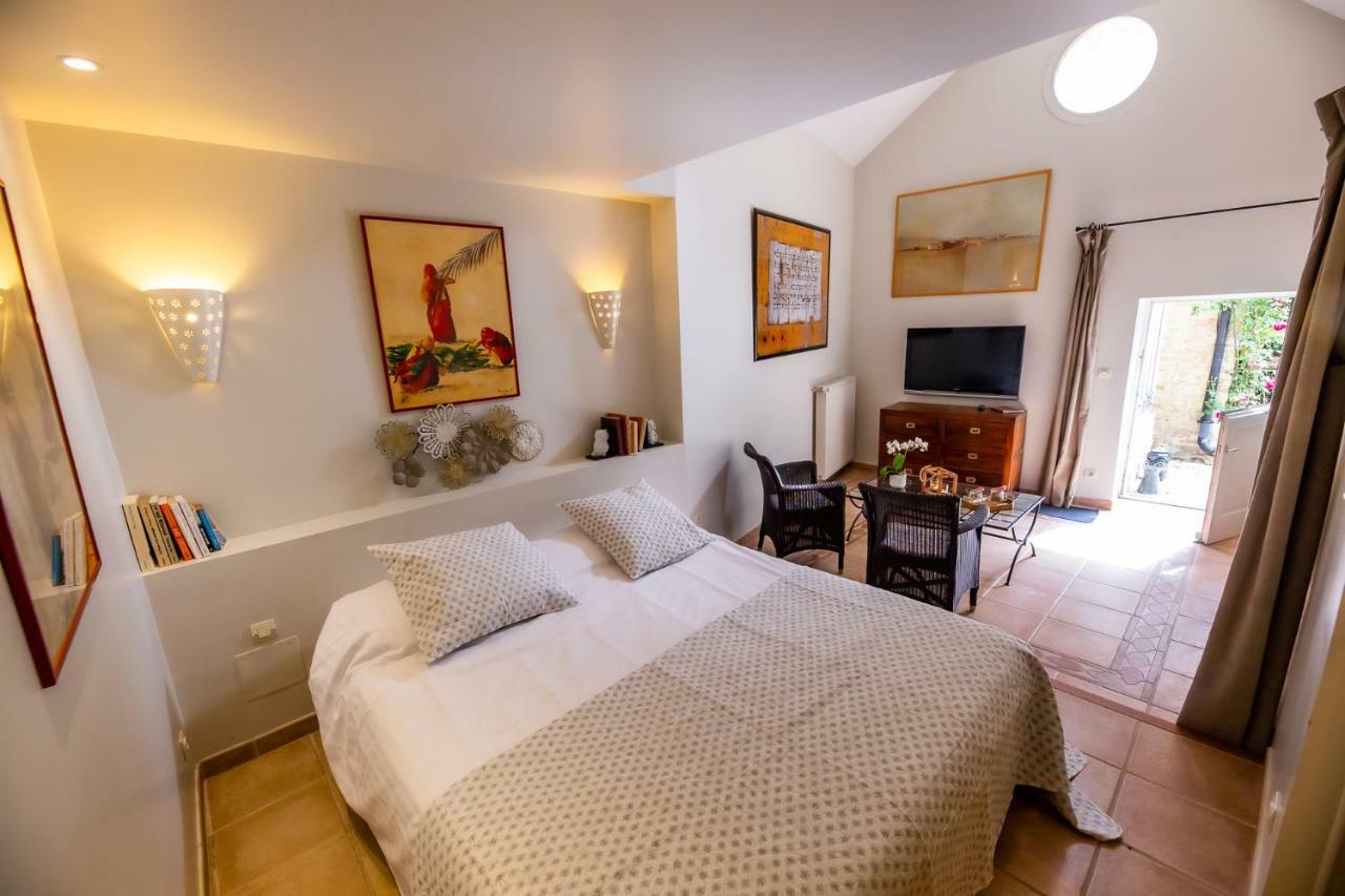 Bed & Breakfast La Ferme De L'oudon & Berville (Calvados)